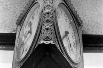 Zegar w Rudnicy w dniu 22.09.1987.