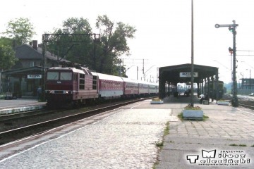 Rzepin w dniu 11.06.1994. Wjechał EC "Varsovia" z Berlina do Warszawy.