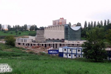 Gorzów Wlkp. Koło Placu Staromiejskiego, budowa amfiteatru. 10.09.2010