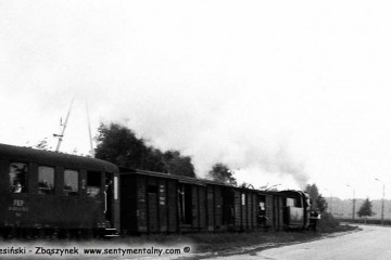 Opalenica w dniu obchodów 100 rocznicy 13.09.1986. Pociąg specjalny wyruszył w stronę Trzcianki Zachodniej.