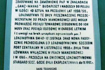 Stargard Szczeciński w dniu 16.08.1997. Tablica informacyjna pomnika SM40.