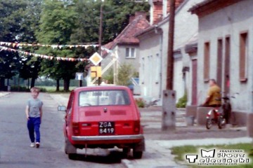 Ulica Zbąszyńśka w 1995 roku.