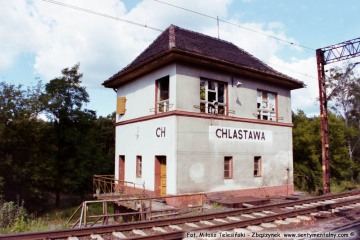 Posterunek odgałęźny "Chlastawa" w kierunku Zbąszynia, dnia 02.09.2002, oddany razem z dworcem osobowym w 1930 rokiem.