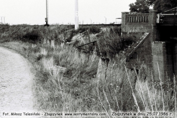 Koło wiaduktów na Gościńcu 25.07.1986.