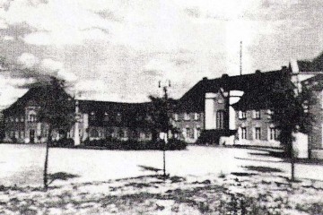 Plac Dworcowy około 1930 roku.