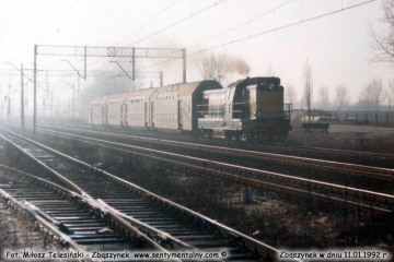 SP32-128 do Leszna, wyjeżdża ze Zbąszynka w dniu 11.01.1992.