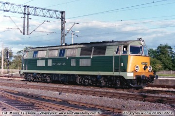 SP45-205 z Leszna w dniu 28.09.1997.