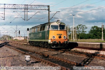 SP45-205 z Leszna w dniu 28.09.1997.