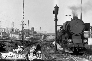 Ty2-1122 przy lokomotywowni Kępno 17.05.1987