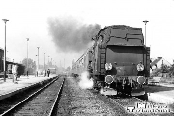 Tkt48-28 od pociągu specjalnego (Zbąszynek - Międzyrzecz - Wierzbno - Międzychód - Wierzbno - Skwierzyna - Wierzbno - Międzyrzecz - Zbąszynek), na stacji Międzyrzecz 03.10.1987.