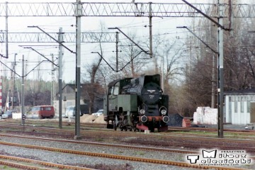 Tkt48-117 podczas manewrów w Ostrzeszowie 12.03.1990.
