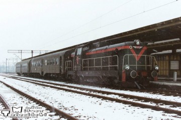 SP42-090 Namysłów, osobowy do Kępna - w dniu 19.02.1992