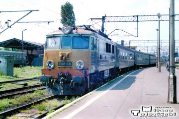 Lublin 31.05.1990 EU07-334.