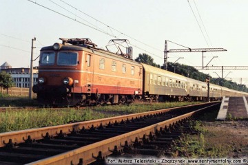 Zbąszynek. EP05-07 z "Beroliną" do Warszawy w lipcu 1987