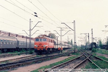 EP08-009. Warszawa Szczęśliwice w maju.1991