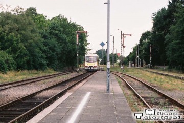 Skwierzyna w dniu 16.06.2008. Pociąg z Gorzowa Wlkp. w kierunku Zbąszynka.
