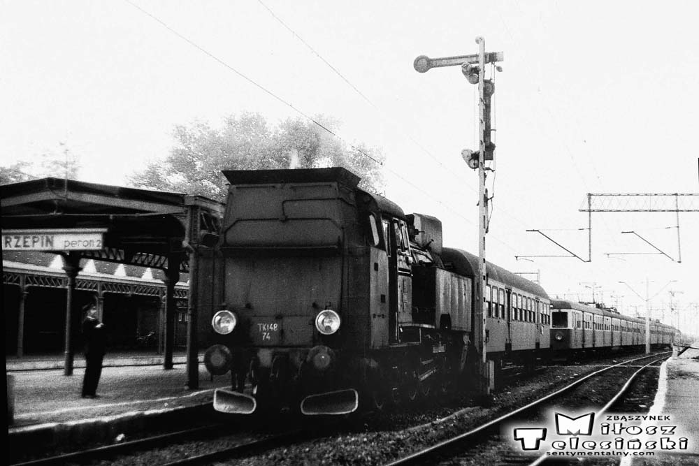 Tkt-48-74 do Sulęcina na stacji Rzepin w dniu 08.09.1986. Maszynistą był Pan Adamczak z Międzyrzecza - nie żyje, pomocnikiem Pan Jan Szajer.